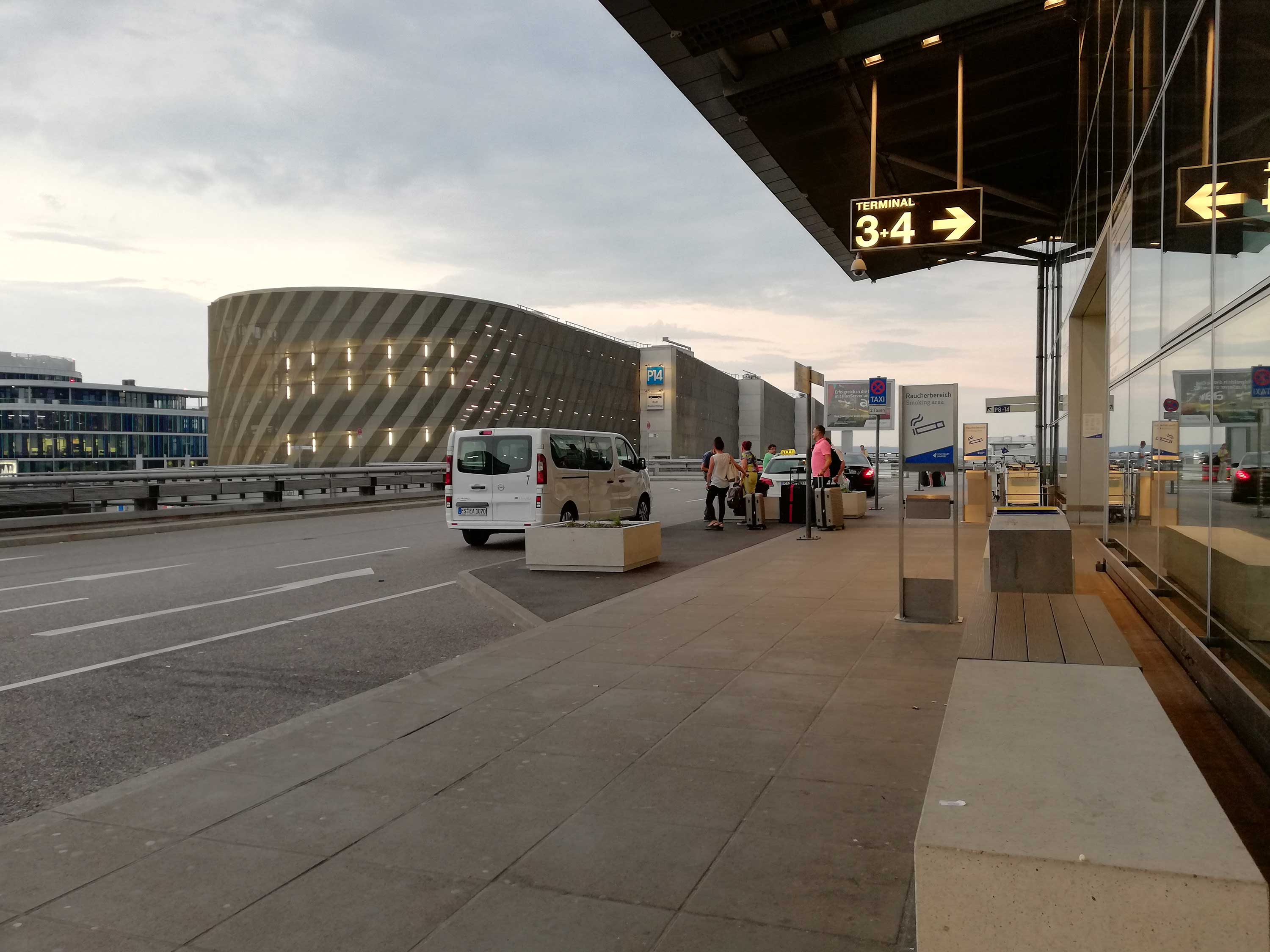 Parken Flughafen Stuttgart Parken ValetParking